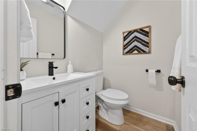 2101 Village Green PW, Newport News, VA 23602