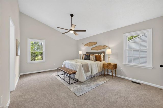 2101 Village Green PW, Newport News, VA 23602