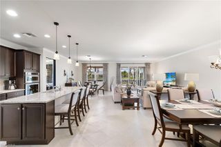 8407 Benelli CT, Naples, FL 34114