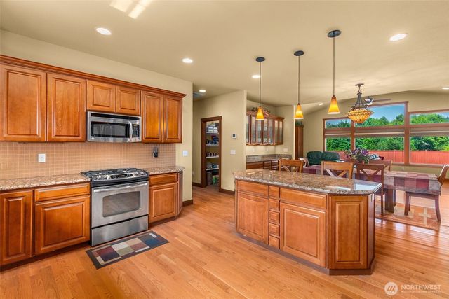 8634 Fox Ridge Lane SE, Olympia, WA 98513