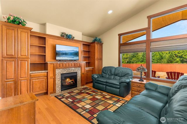 8634 Fox Ridge Lane SE, Olympia, WA 98513