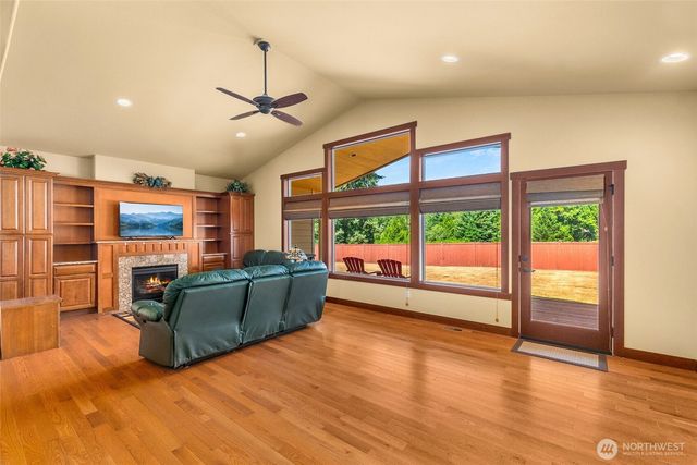 8634 Fox Ridge Lane SE, Olympia, WA 98513
