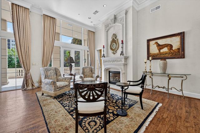3535 GILLESPIE Street 104, Dallas, TX 75219