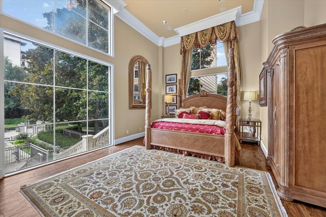 3535 GILLESPIE Street 104, Dallas, TX 75219
