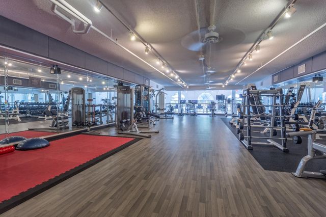 3535 GILLESPIE Street 104, Dallas, TX 75219