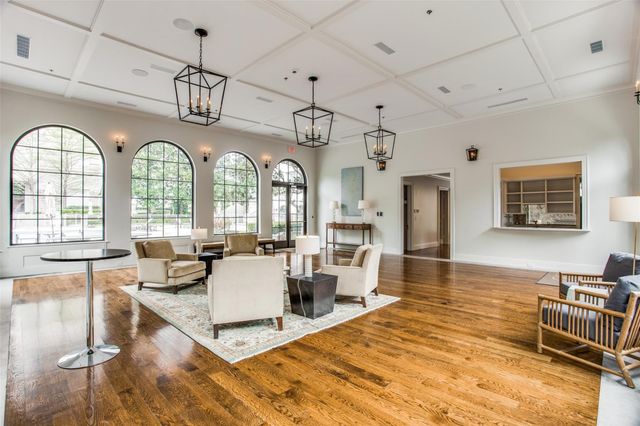 3535 GILLESPIE Street 104, Dallas, TX 75219