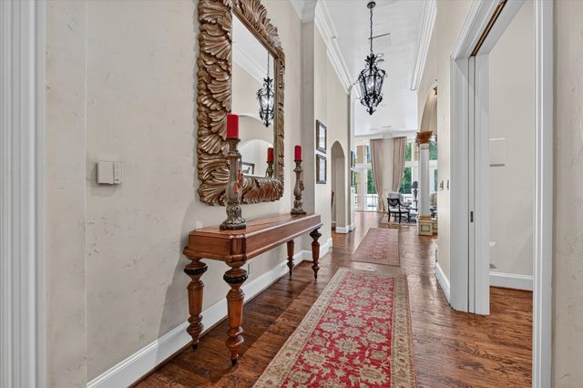 3535 GILLESPIE Street 104, Dallas, TX 75219
