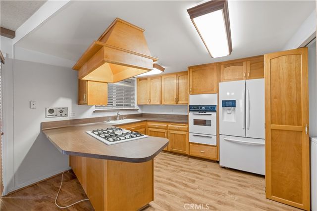 1209 N Puente Street, Brea, CA 92821