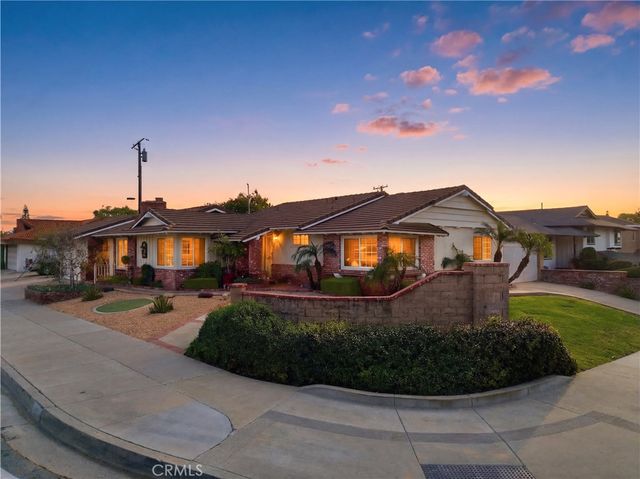 1209 N Puente Street, Brea, CA 92821