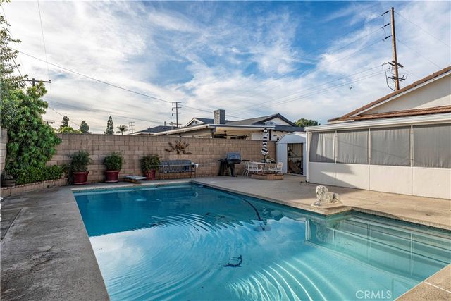 1209 N Puente Street, Brea, CA 92821