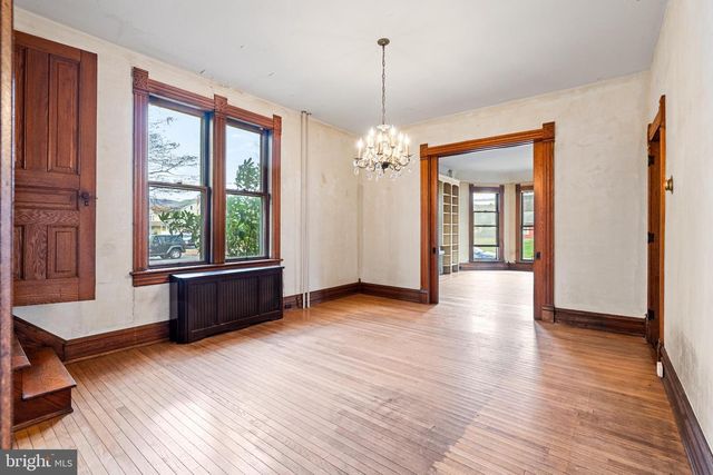 47 CHERRY ST, Walnutport, PA 18088