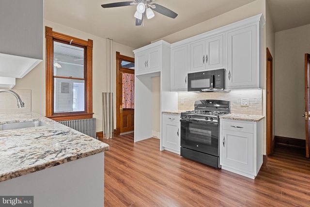 47 CHERRY ST, Walnutport, PA 18088