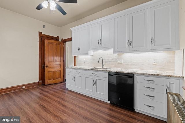 47 CHERRY ST, Walnutport, PA 18088