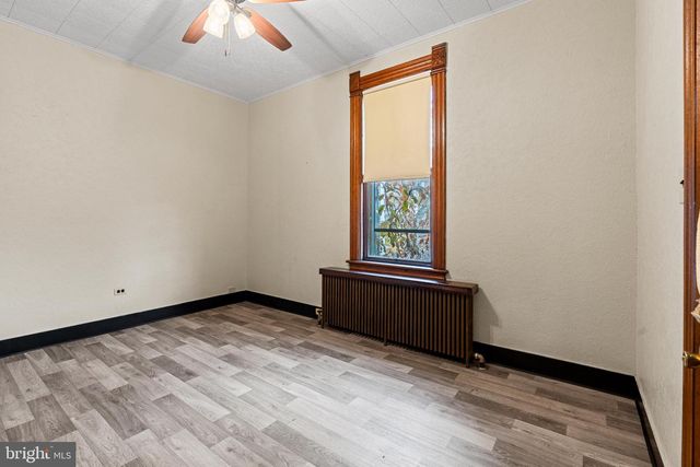 47 CHERRY ST, Walnutport, PA 18088