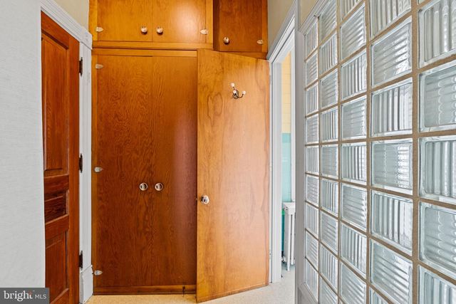 47 CHERRY ST, Walnutport, PA 18088