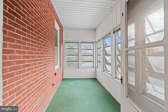 47 CHERRY ST, Walnutport, PA 18088