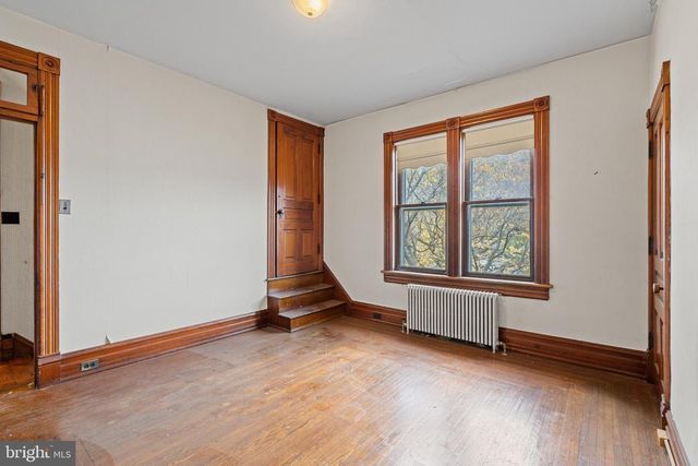 47 CHERRY ST, Walnutport, PA 18088