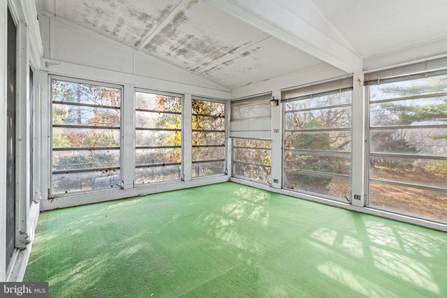 47 CHERRY ST, Walnutport, PA 18088