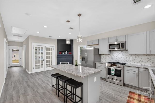 227 Glass Street, Savannah, GA 31415