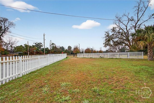 227 Glass Street, Savannah, GA 31415