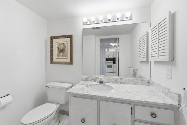 4750 S Ocean Boulevard 512, Highland Beach, FL 33487