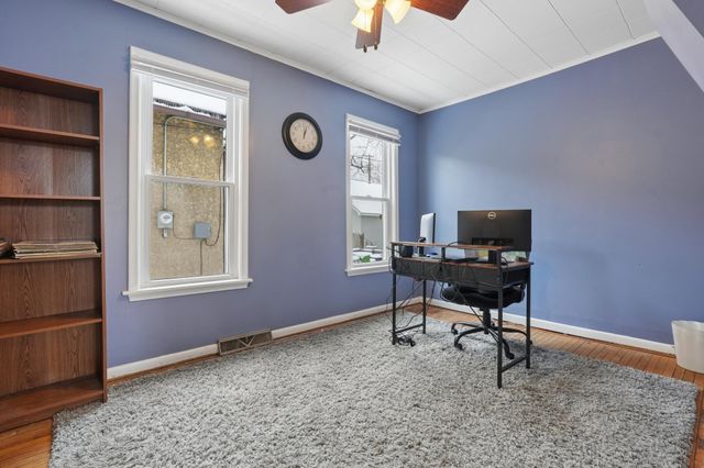 687 Tuscarora Avenue, Saint Paul, MN 55102