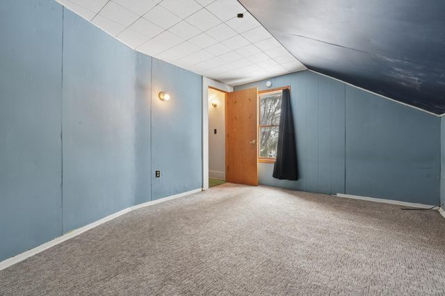 687 Tuscarora Avenue, Saint Paul, MN 55102