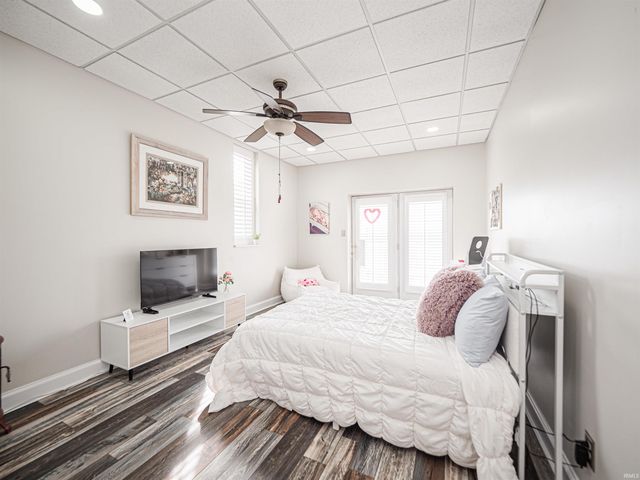 101 E Jennings St Apt E, Newburgh, IN 47630