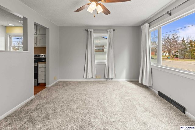 914 Pine Street, Council Bluffs, IA 51501