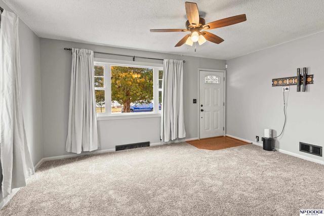 914 Pine Street, Council Bluffs, IA 51501