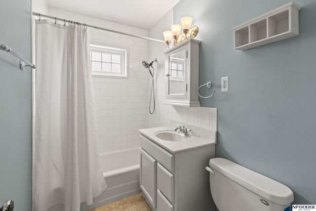 914 Pine Street, Council Bluffs, IA 51501