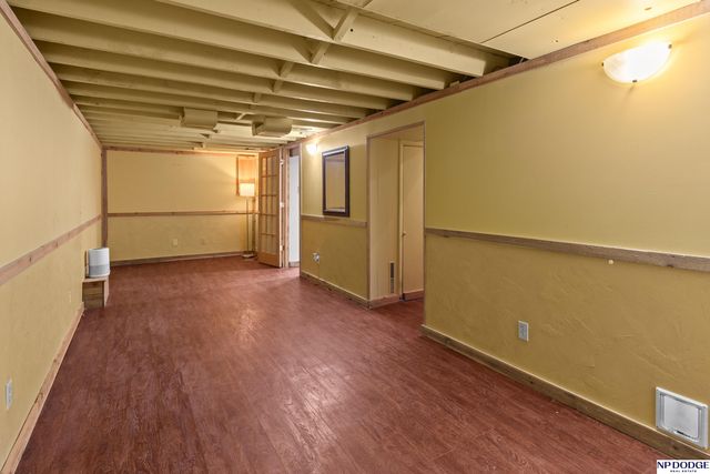 914 Pine Street, Council Bluffs, IA 51501