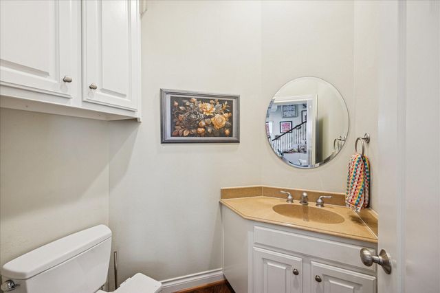 2207 Austin Street, Houston, TX 77002