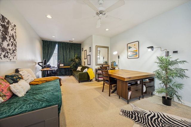 2207 Austin Street, Houston, TX 77002