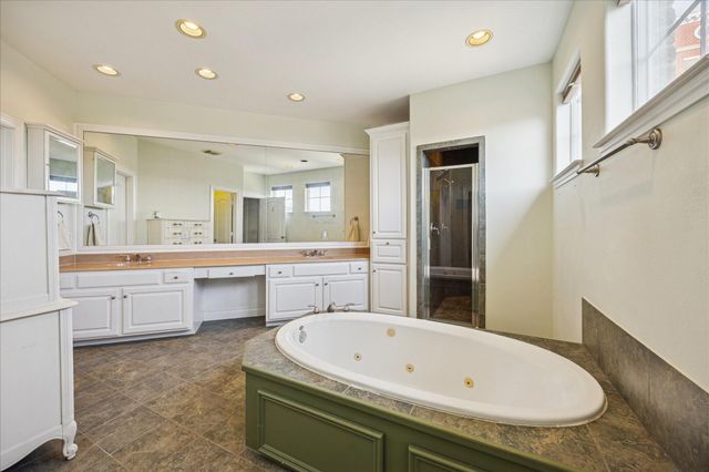 2207 Austin Street, Houston, TX 77002