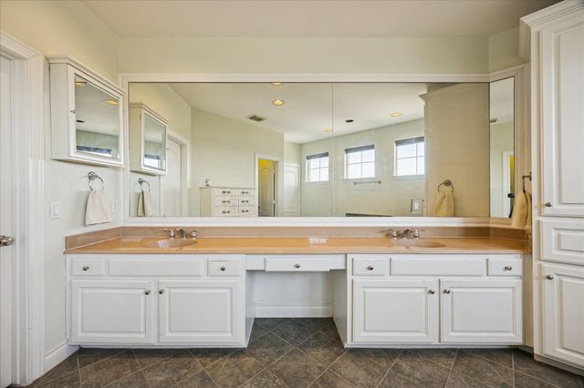 2207 Austin Street, Houston, TX 77002