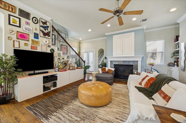 2207 Austin Street, Houston, TX 77002