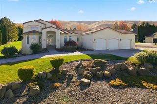 1222 Country Ridge Dr, Richland, WA 99352