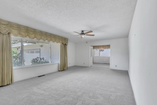 1206 43rd Ave, Sacramento, CA 95822