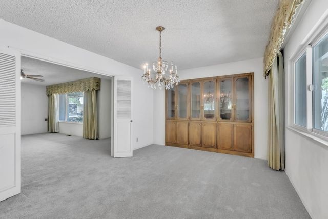 1206 43rd Ave, Sacramento, CA 95822