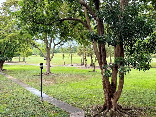 8301 Sands Point Blvd S202, Tamarac, FL 33321