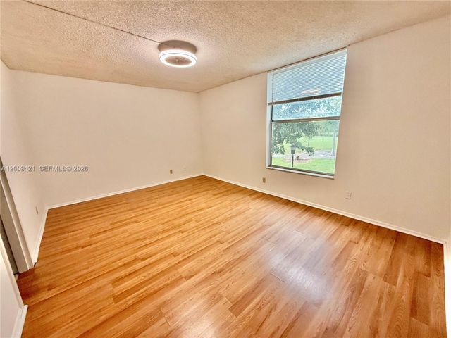 8301 Sands Point Blvd S202, Tamarac, FL 33321