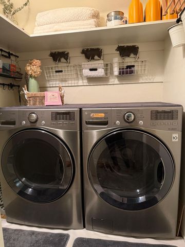 57 Dale Street N, Saint Paul, MN 55102