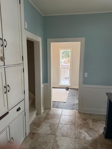 57 Dale Street N, Saint Paul, MN 55102