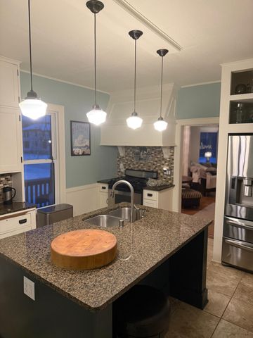 57 Dale Street N, Saint Paul, MN 55102