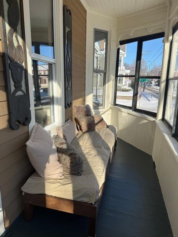 57 Dale Street N, Saint Paul, MN 55102