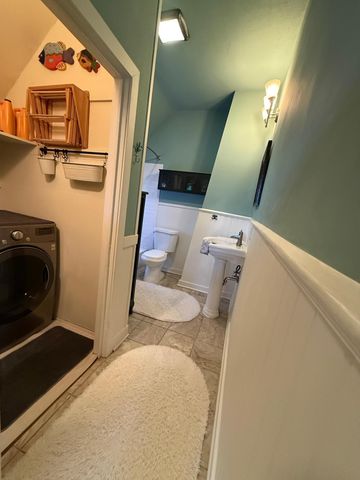 57 Dale Street N, Saint Paul, MN 55102