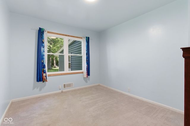 4562 W Division Road, Morgantown, IN 46160