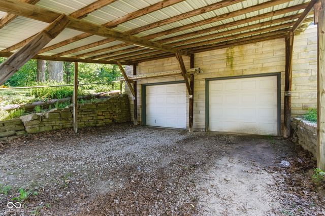 4562 W Division Road, Morgantown, IN 46160