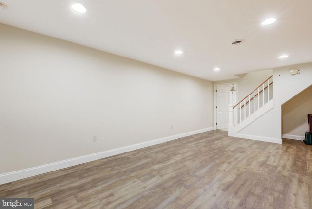 13 MEADOW LN, New Holland, PA 17557
